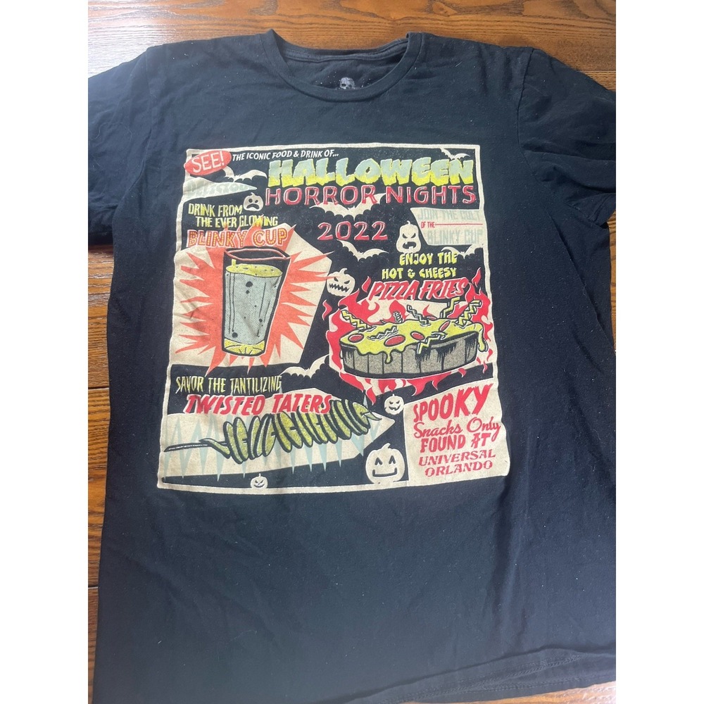 2022 Universal Halloween Horror Nights HHN 31 Iconic Food & Drink Shirt Sz M